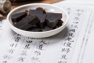 阿胶真假的辨别方法,阿胶纸质真假