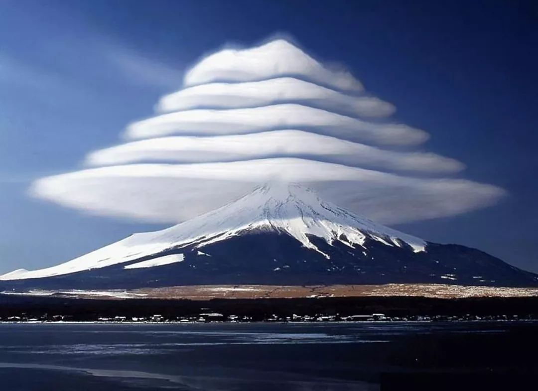 追云十年,细数我见过的那些惊世骇俗的“妖云”