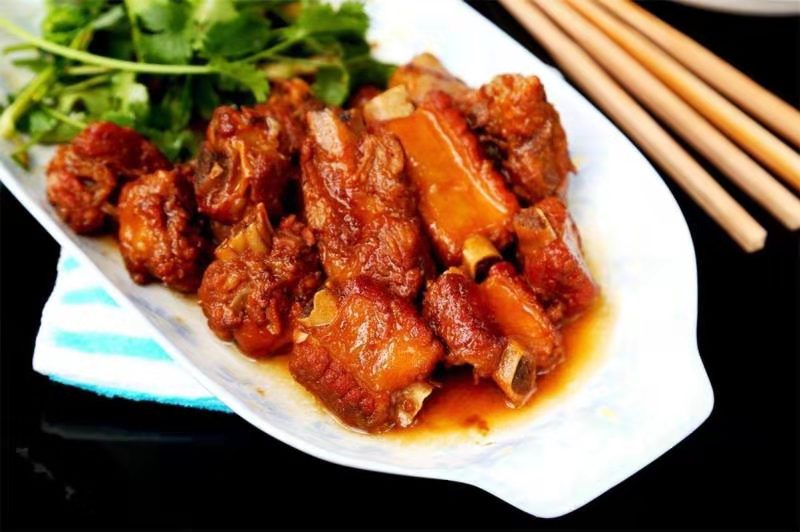 红烧排骨的家常做法软烂老味正宗,红烧排骨怎么汤汁浓稠