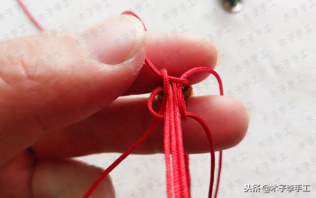 四股玉米结手链无痕收尾,玉米红石榴石手链的编法