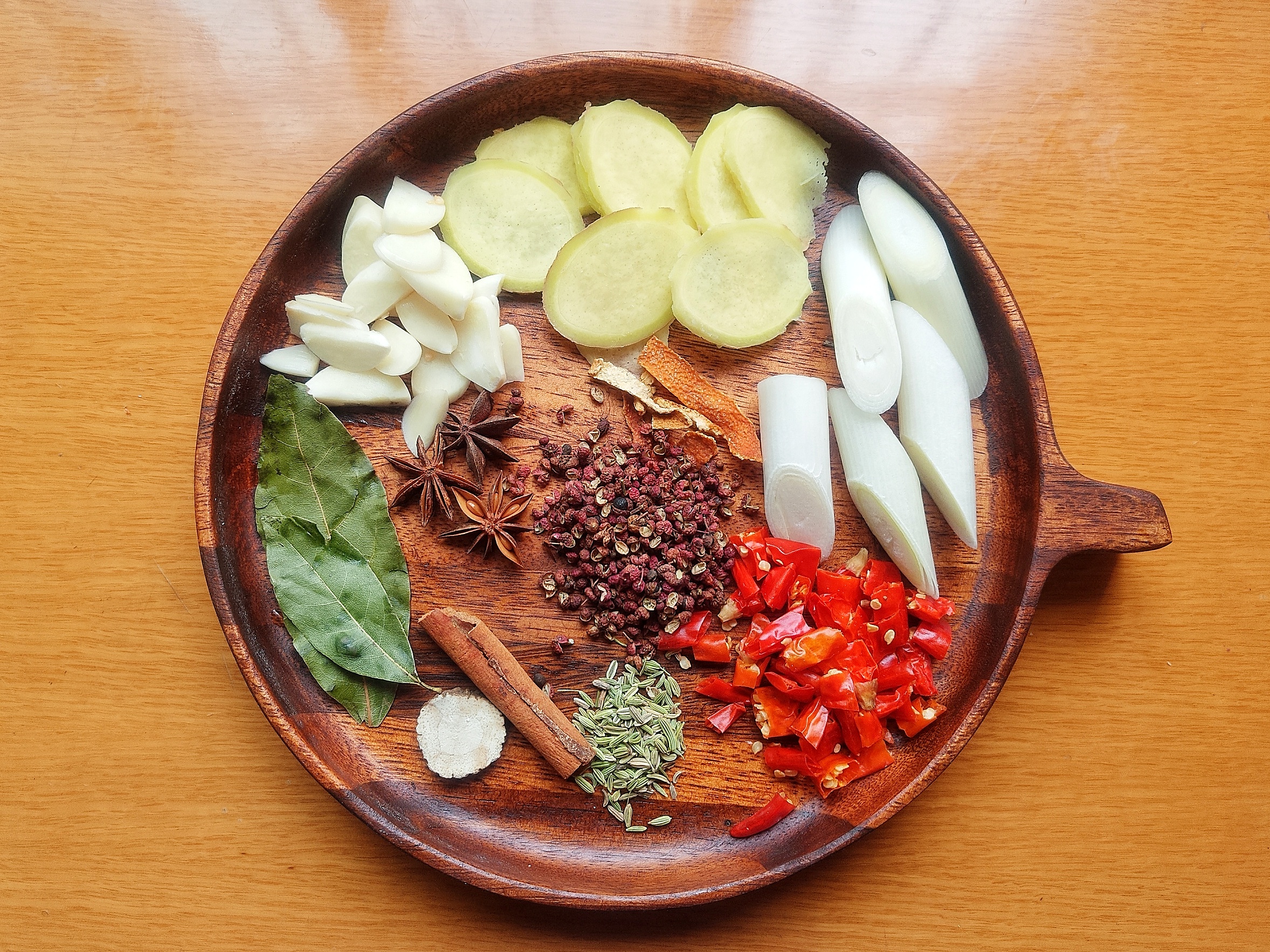 怎么卤鸭掌好吃又简单的做法,卤鸭掌怎么做视频教程