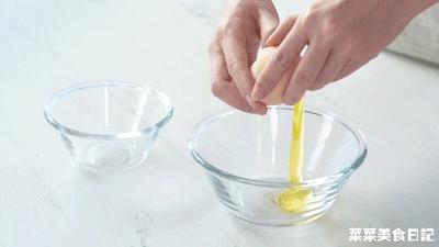 网红蛋糕买不到手把手教你在家做,酸奶蛋糕最简单的做法不用搅拌机