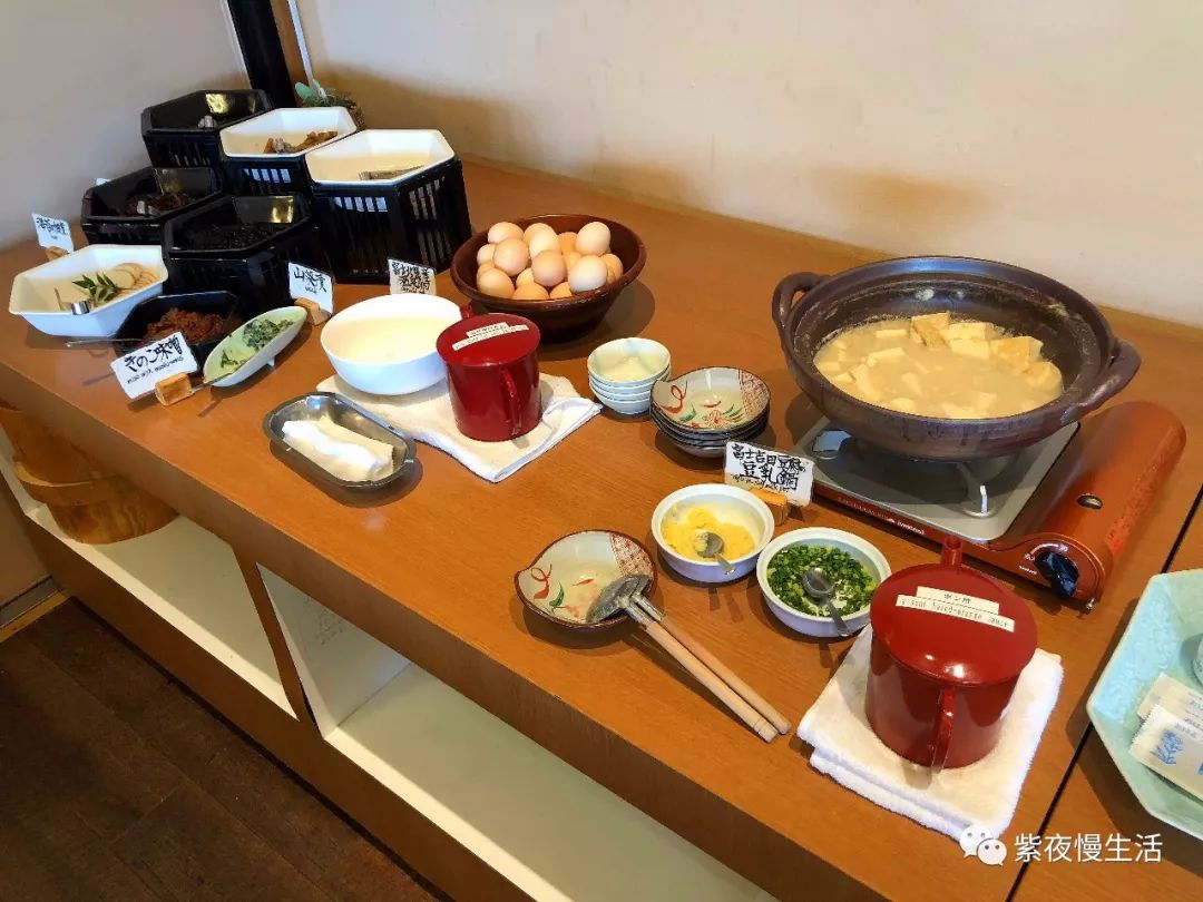 未见富士,幸运依在-秀峰阁湖月