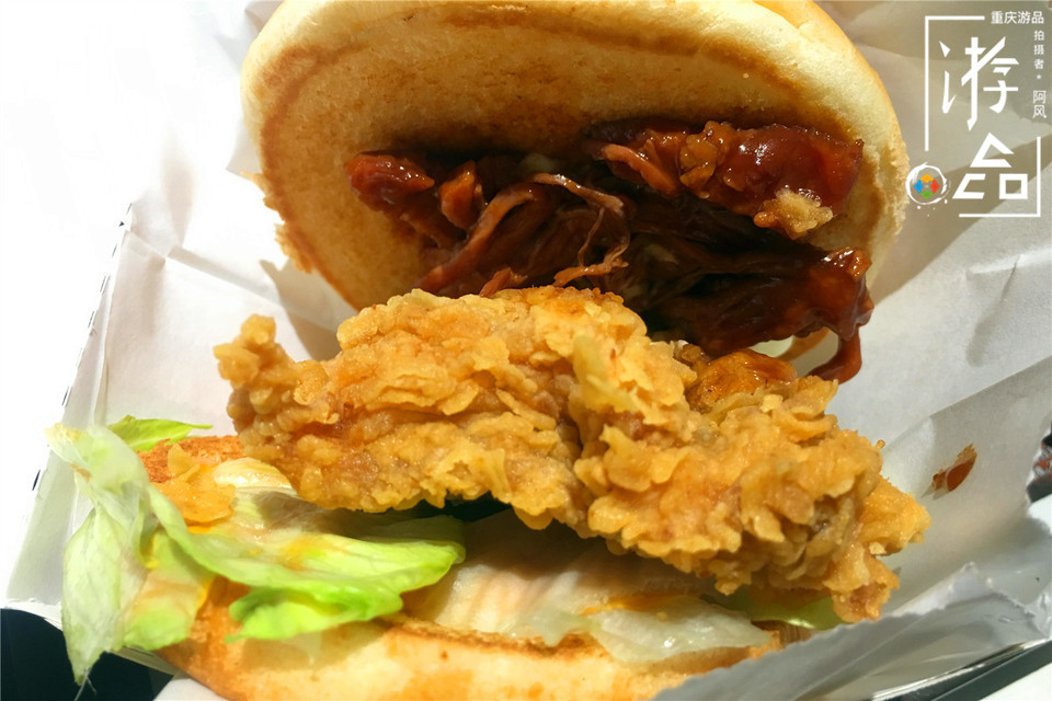 kfc新品汉堡带薯条,kfc香辣鸡腿堡和薯条