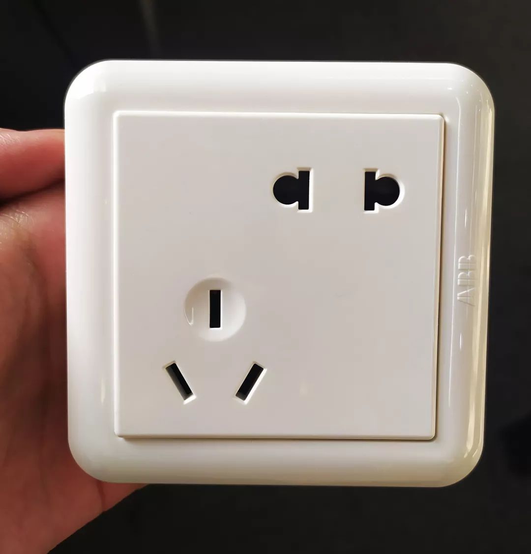 为什么不到10元的插座都是垃圾？