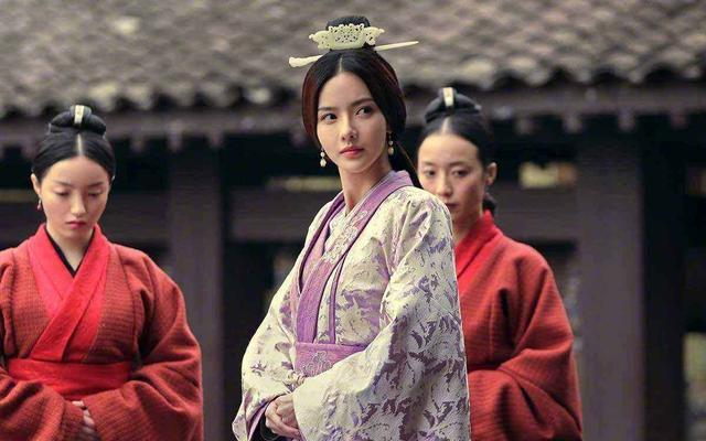 别被电视剧骗了,清朝皇帝临幸妃子的全过程,有这几道必须的程序