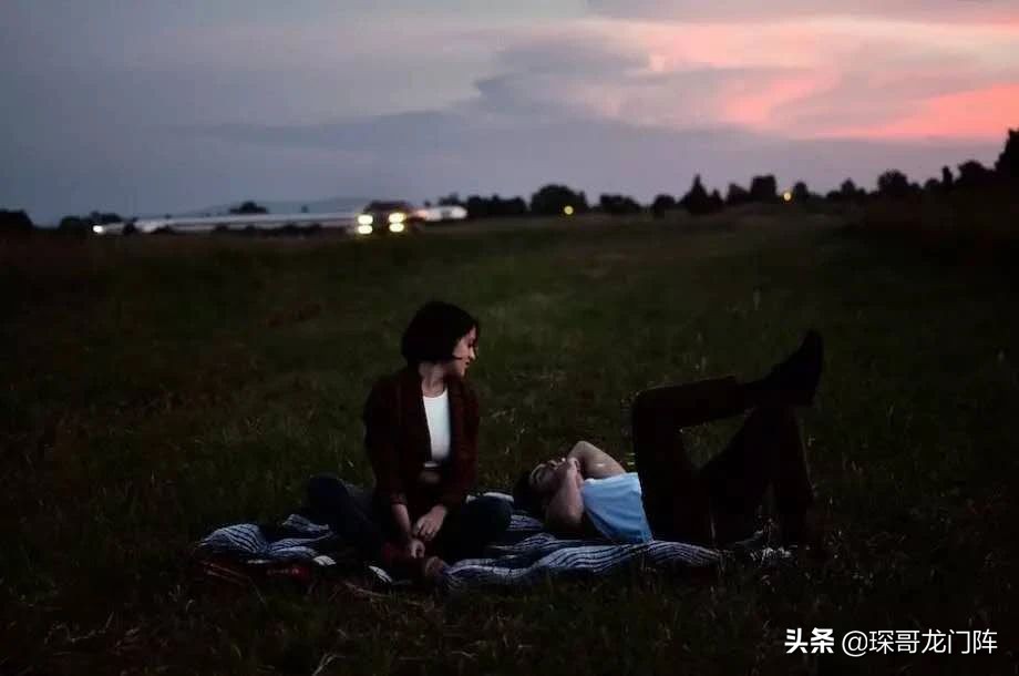 3个技巧教你首次约会就能牵手,约会7大绝招让女生快速爱上你