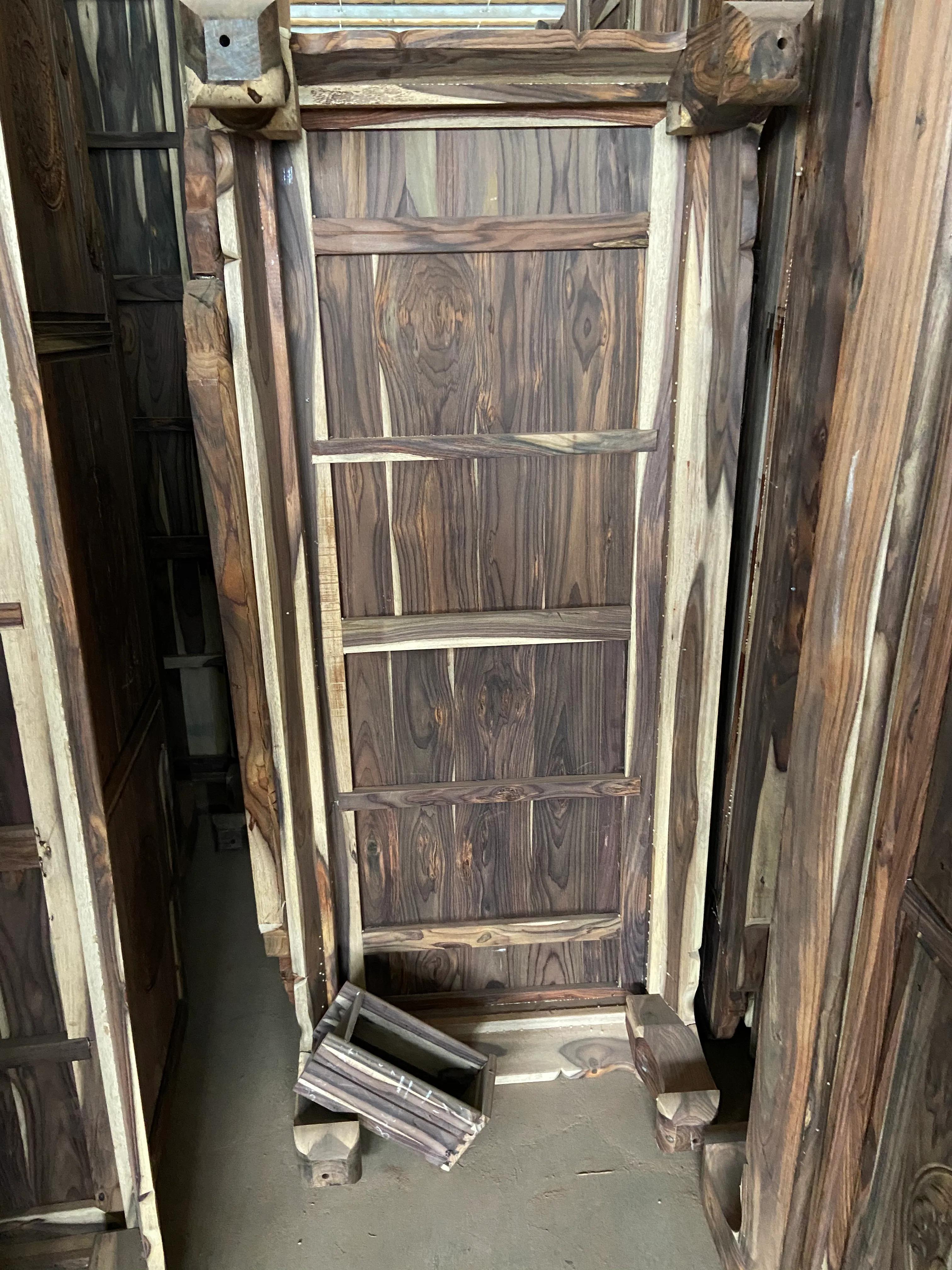 什么是红木板,什么是红木酸枝木