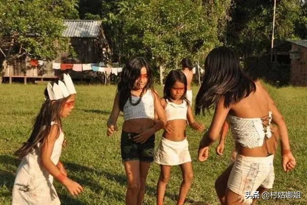 世界上唯一纯女性部落,唯一女性部落是怎么繁衍的