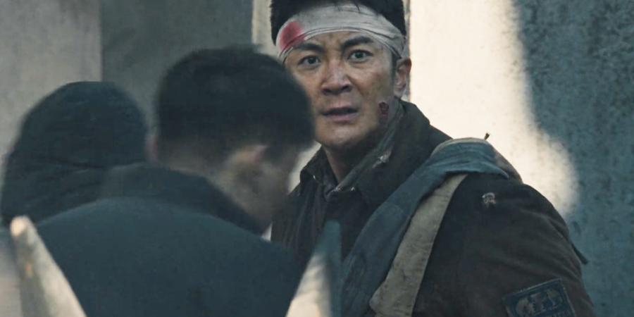 高希希大决战拍摄动用多少人,战壕挖出三十箱手榴弹