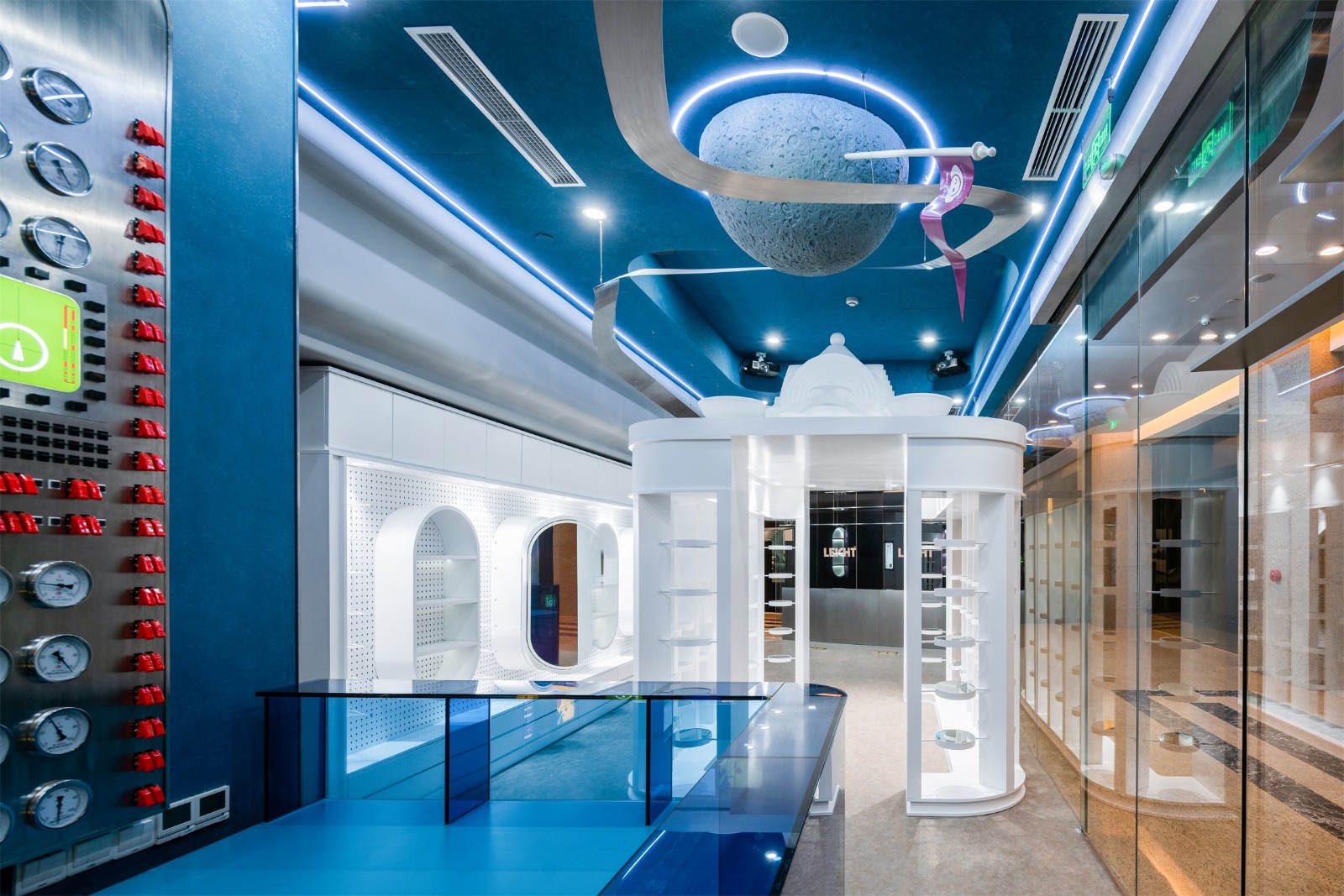 鍞効璇虹溂瑙嗗厜,鍞効璇虹溂瑙嗗厜闄嗗鍢翠腑蹇冨簵