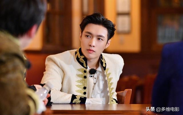 张艺兴第一期为什么离开极挑,张艺兴因档期退出极挑