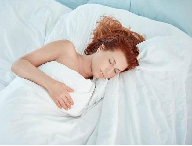 女性睡觉时,不穿内衣和*裤内**会有什么影响?可以了解下