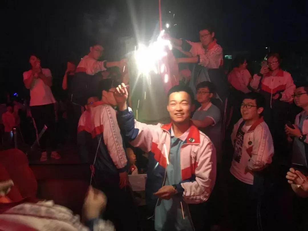 圆梦清华杨晓庆,清华大学杨永顺