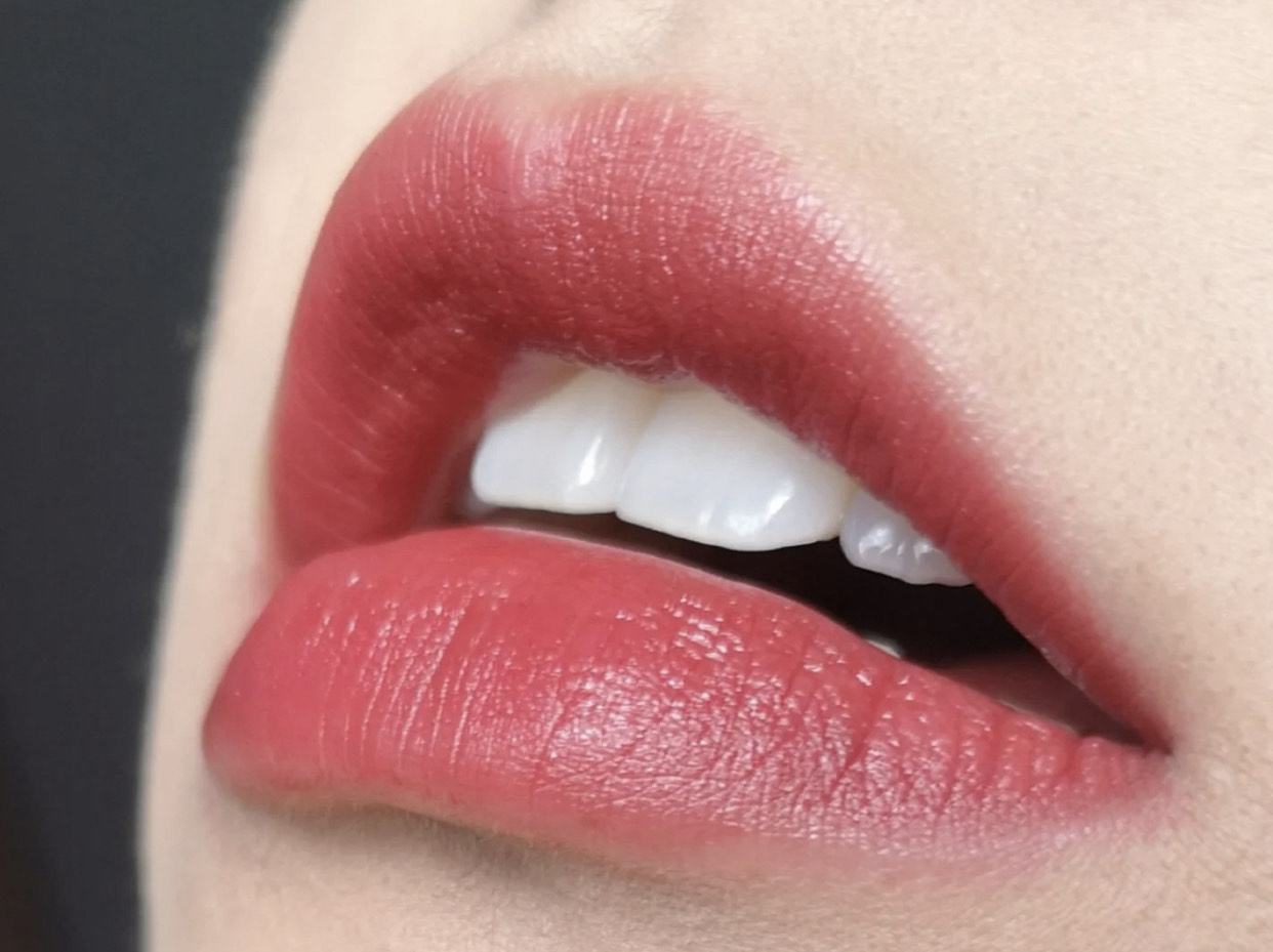 ysl最近新出的口红,ysl粉圆管春季限定