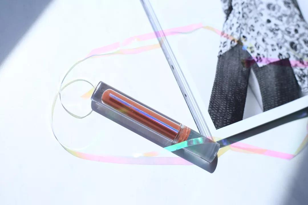 夏季显白的大牌唇釉色号,玻璃唇釉口红显白黄皮肤色号