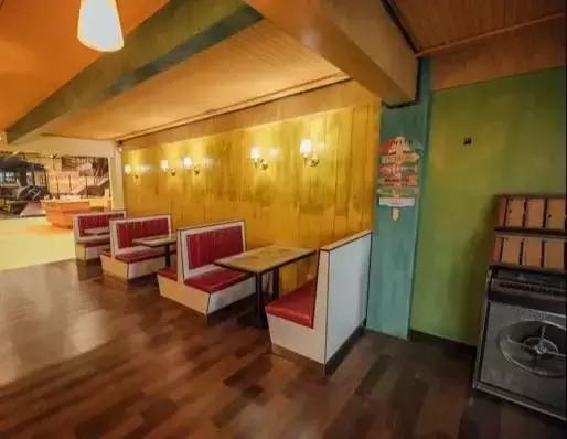 旧厂房改造文创园,淄博文创集市旧厂房改造陶艺