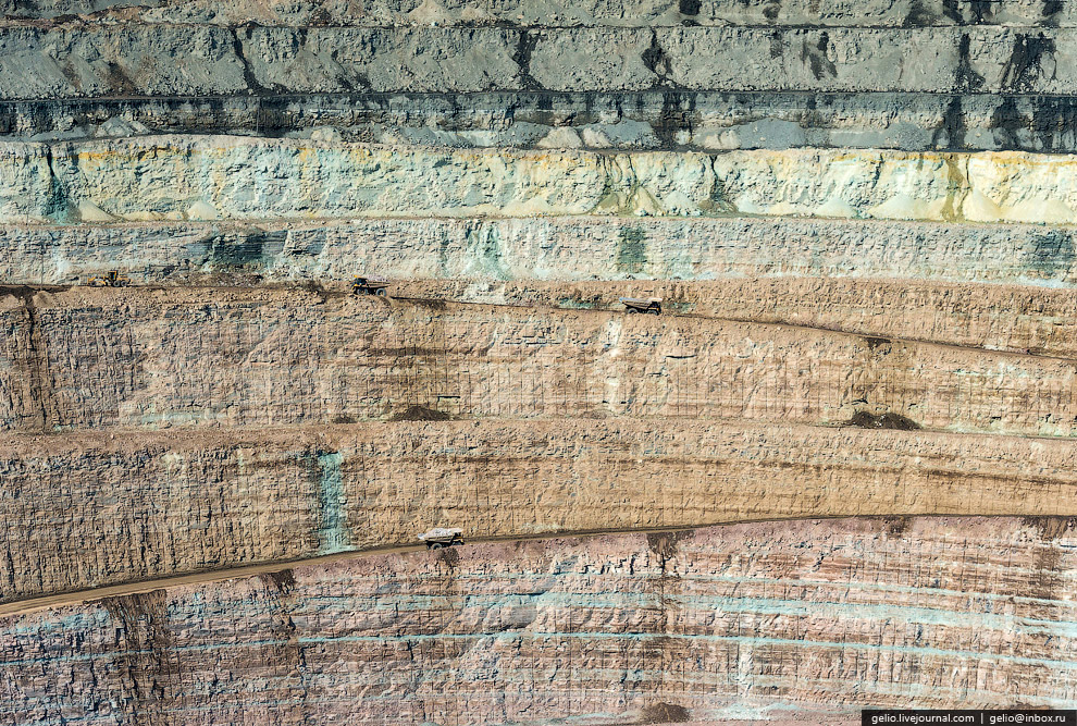 去俄罗斯挖金矿怎么样,真实钻石开采出来的样子