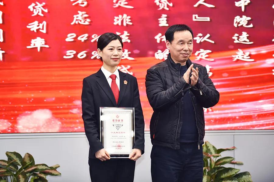 南京法院的奇葩案件,2016年南京重大刑事案件