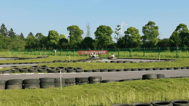 万亩花海游玩,湿地公园网红打卡地花海