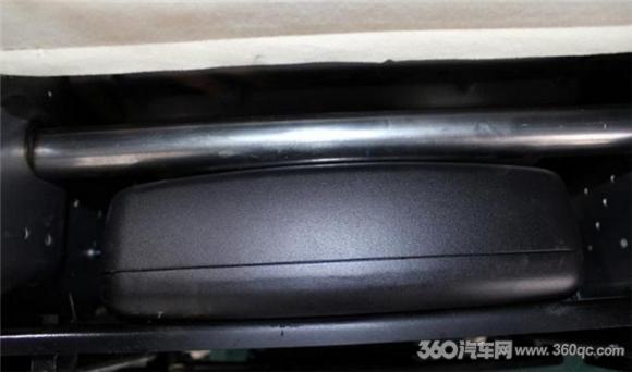 途乐中置两个喇叭安装,途乐中置可以装两个喇叭吗