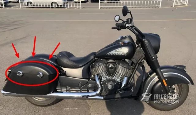 摩托车骑行者随车工具,摩托自带随车工具放哪里的