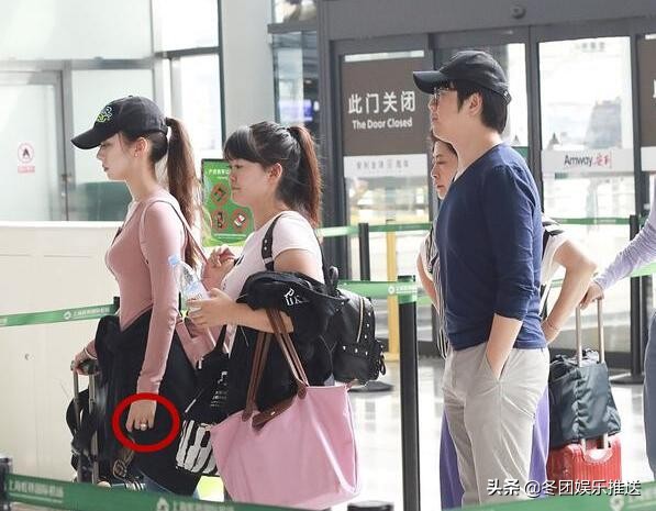 郎朗受访称不敢再让老婆拿行李 (郎朗自曝娇妻溺爱自己)