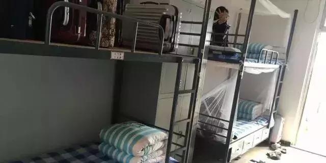 深圳前十中学宿舍,深圳四大高中宿舍图