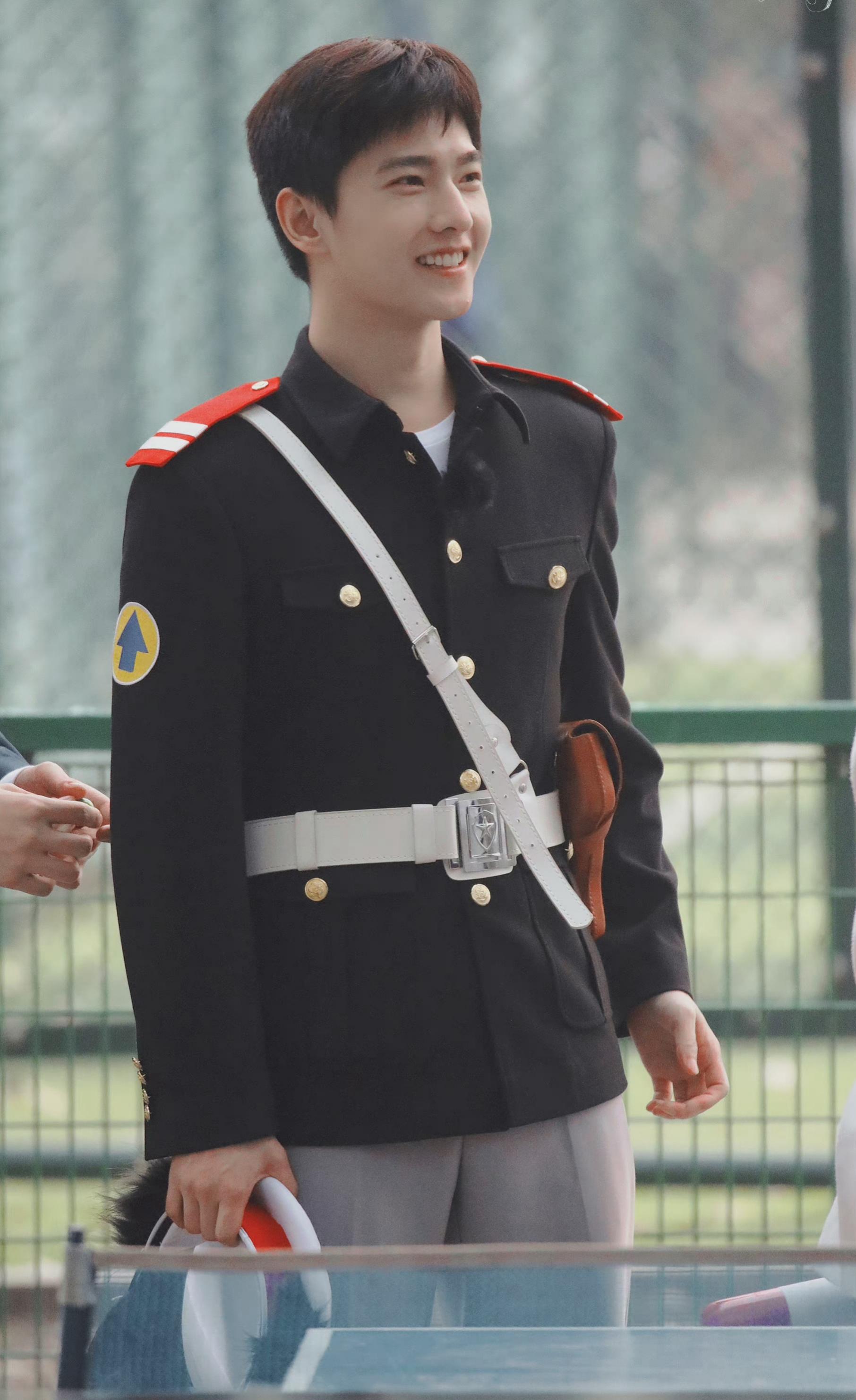 那些整容式变老的男星,盘点整容失败面目全非的10大男星