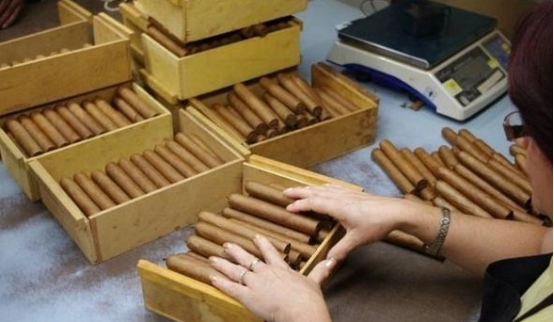 涓浗浜哄幓鍙ゅ反鑳戒拱澶氬皯闆寗鍥炴潵,鍙ゅ反涔扮儫