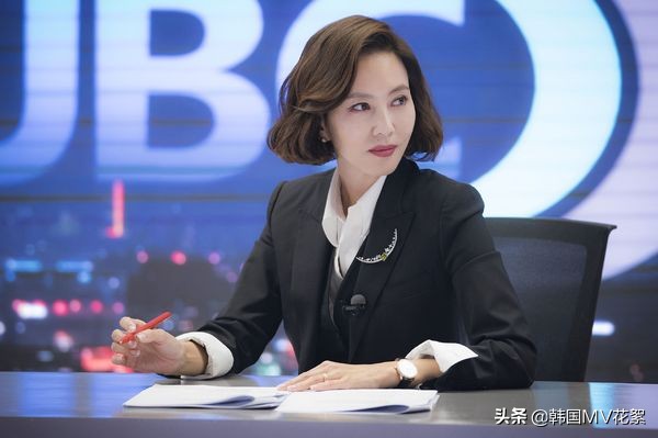 职场穿搭如何带一点时尚感,职场小白or女精英穿搭