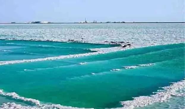 *疆新**4亿年前的“死海”正在复活，太壮观了!面积超1万平方公里
