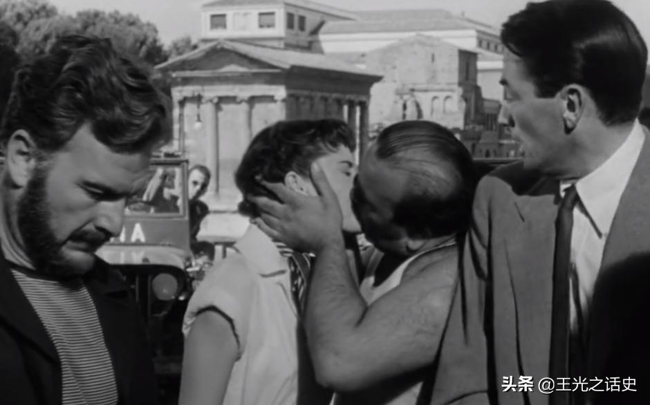 奥黛丽赫本成熟时期电影简介,1953年赫本《罗马假日》
