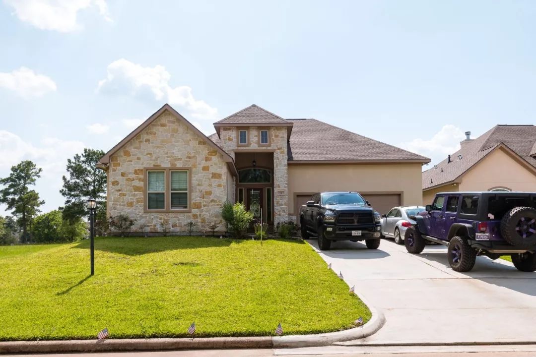 住洋房开游艇，做美国的*庄大**园主，朋友圈拉仇恨的绝佳机会来了