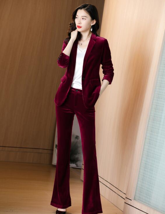 小西装怎么搭配好看,小西装怎么搭配更有气质