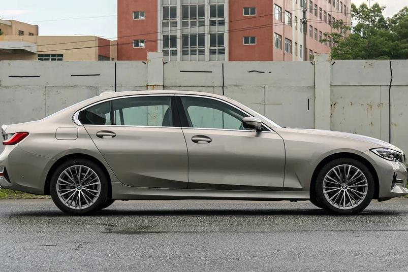 全新一代丰田锐志的最新消息,丰田新款锐志3.0v6超级运动版