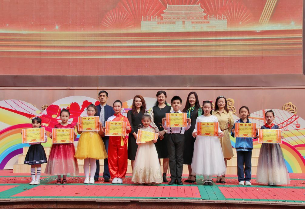 喜迎十四运助力中国梦,喜迎十四运争做文明好学生