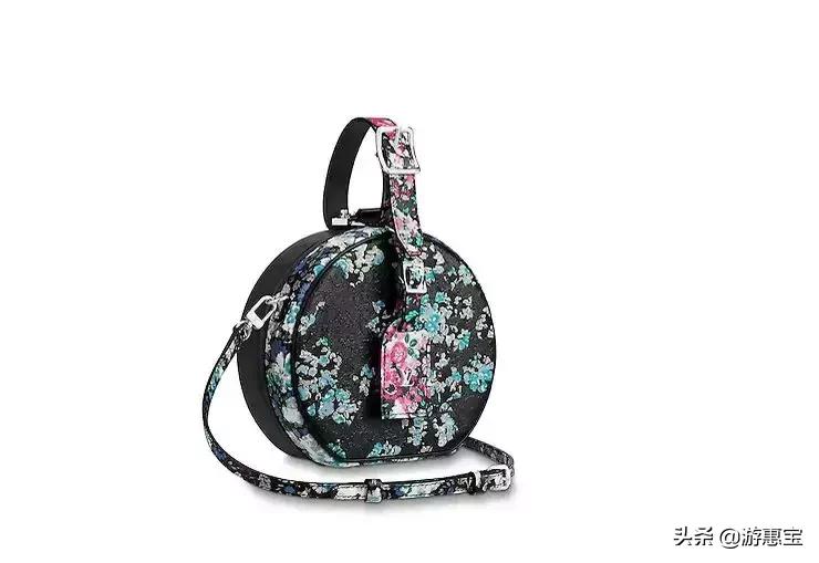 美到爆的新款女装,lv大陆和香港同款价格一样吗