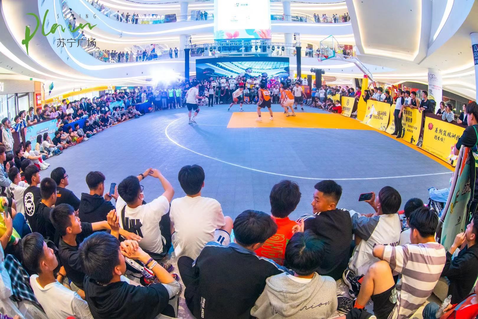 以圈层和潮趣入局看苏宁广场如何玩转节日营销