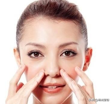 脸上的法令纹越来越深是什么原因,法令纹太明显怎么改善小技巧