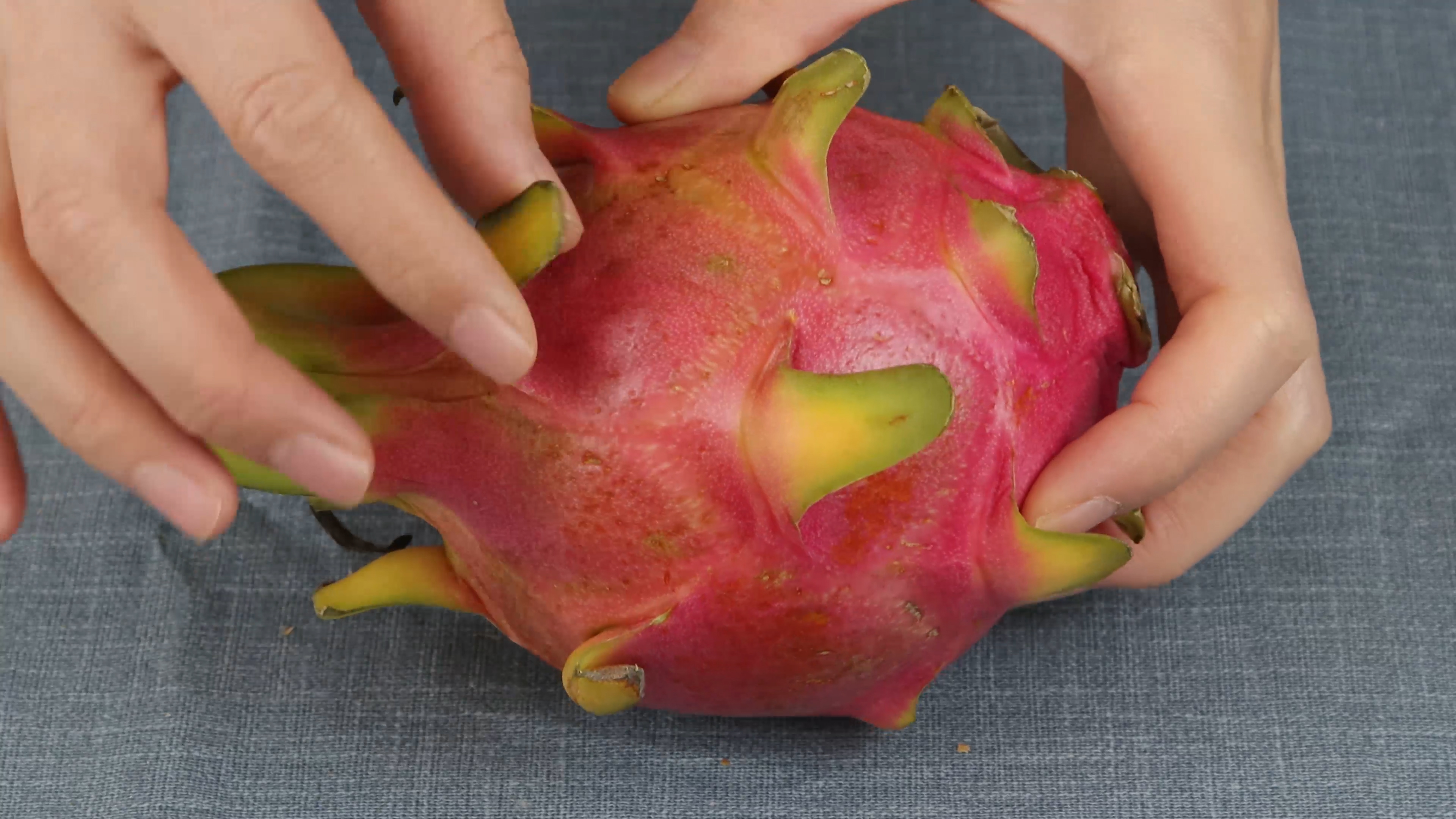 火龙果看一看有什么特点,火龙果别只顾着自己吃