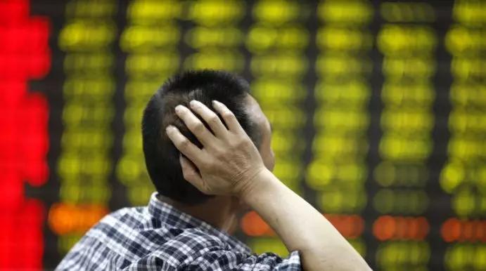 22岁小伙豪赌4800万打赏女主播,男子豪掷16万打赏女主播