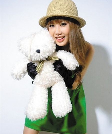 整容后的女明星老了,整容严重变性的女明星