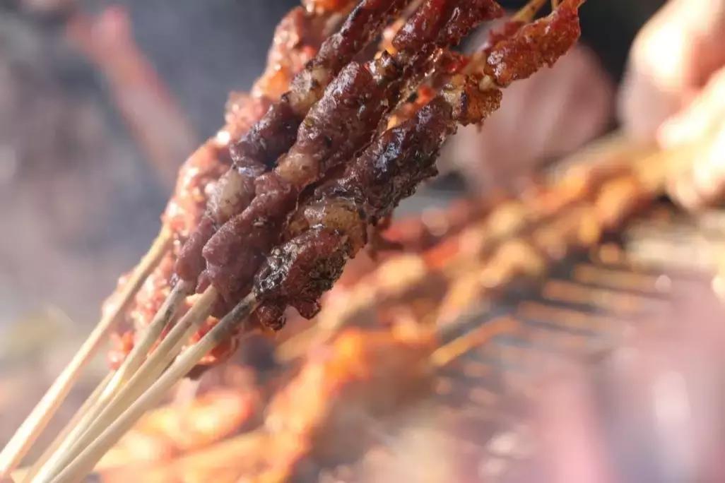 推荐一款简单的烧烤炉,好用又好吃的家用烧烤炉