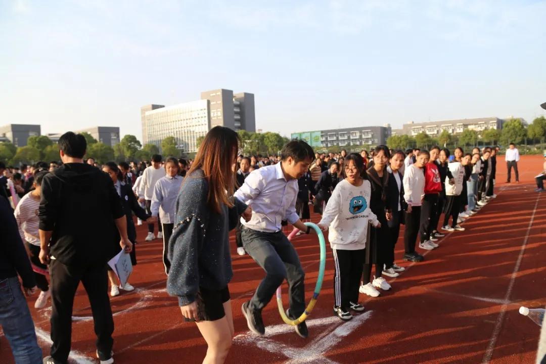 校运会盛况,靖江市第一中学校运动会2020