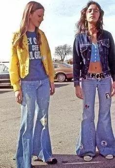 破洞牛仔裤被缝起来了 (妈妈补的破洞牛仔裤)