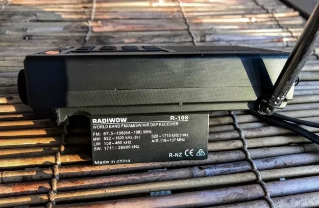 RADIWOWR-108一款全新的DSP短波便携式收音机,含航空和长波段