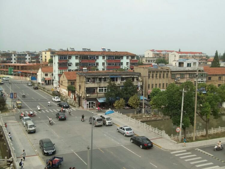 王店古称梅里，始建于五代后晋天福年间，距今有1000多年（2）。