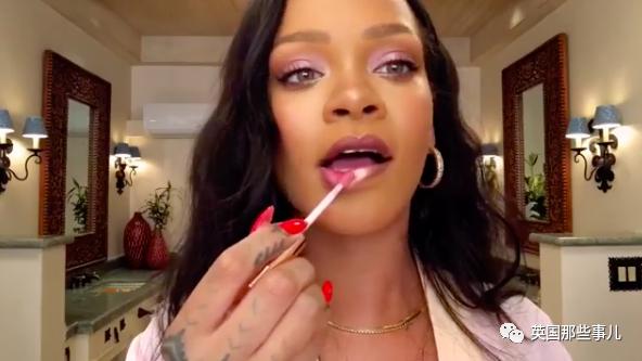 蕾哈娜时隔7年重回舞台,美妆博主蕾哈娜副业