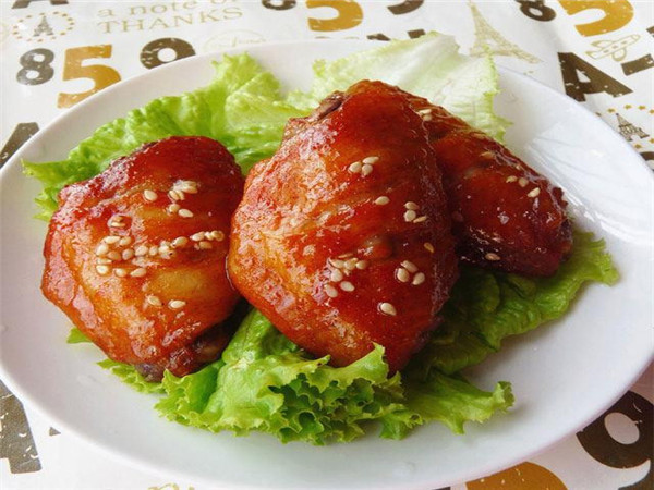 奥尔良烤翅简单好吃快来试试吧,家庭制作奥尔良烤翅的方法